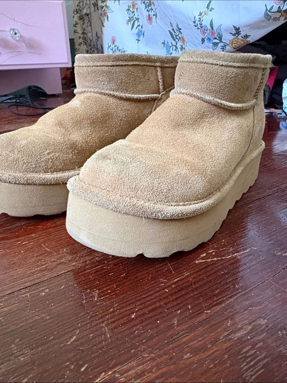 BearPaw Kids Tan Suede Platform Slip-On Boots